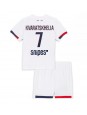 Paris Saint-Germain Khvicha Kvaratskhelia #7 Replika Borta Kläder Barn 2025-26 Kortärmad (+ byxor)